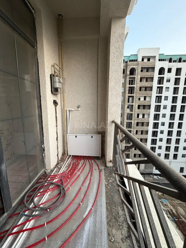 Satılır 3 otaqlı mənzil 114 m²