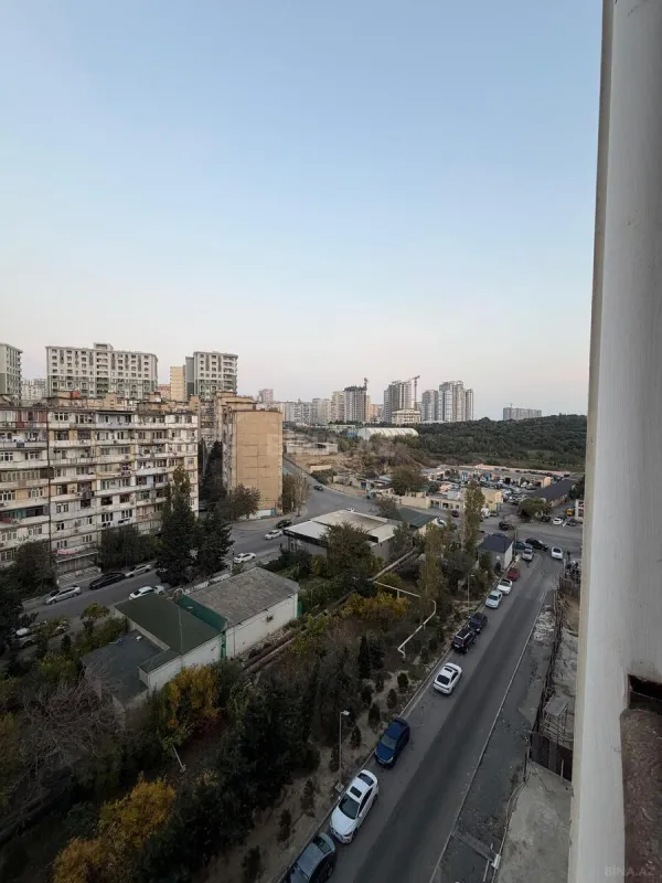 Satılır 3 otaqlı mənzil 114 m²