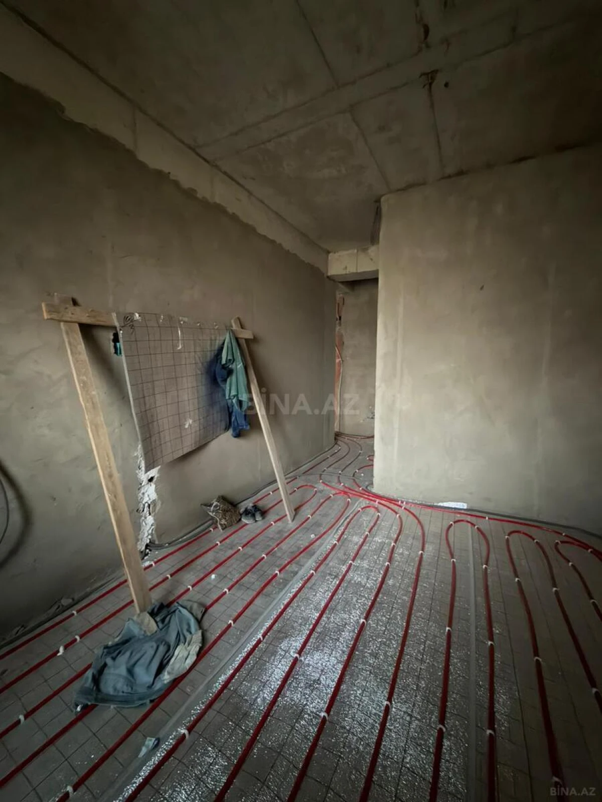 Satılır 3 otaqlı mənzil 114 m²