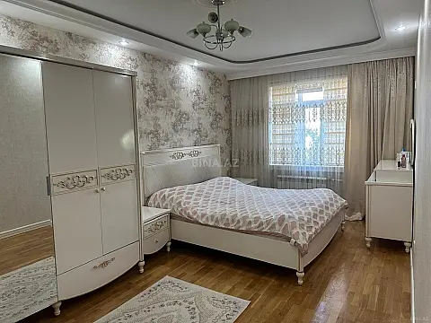 Satılır 3 otaqlı mənzil 110 m²