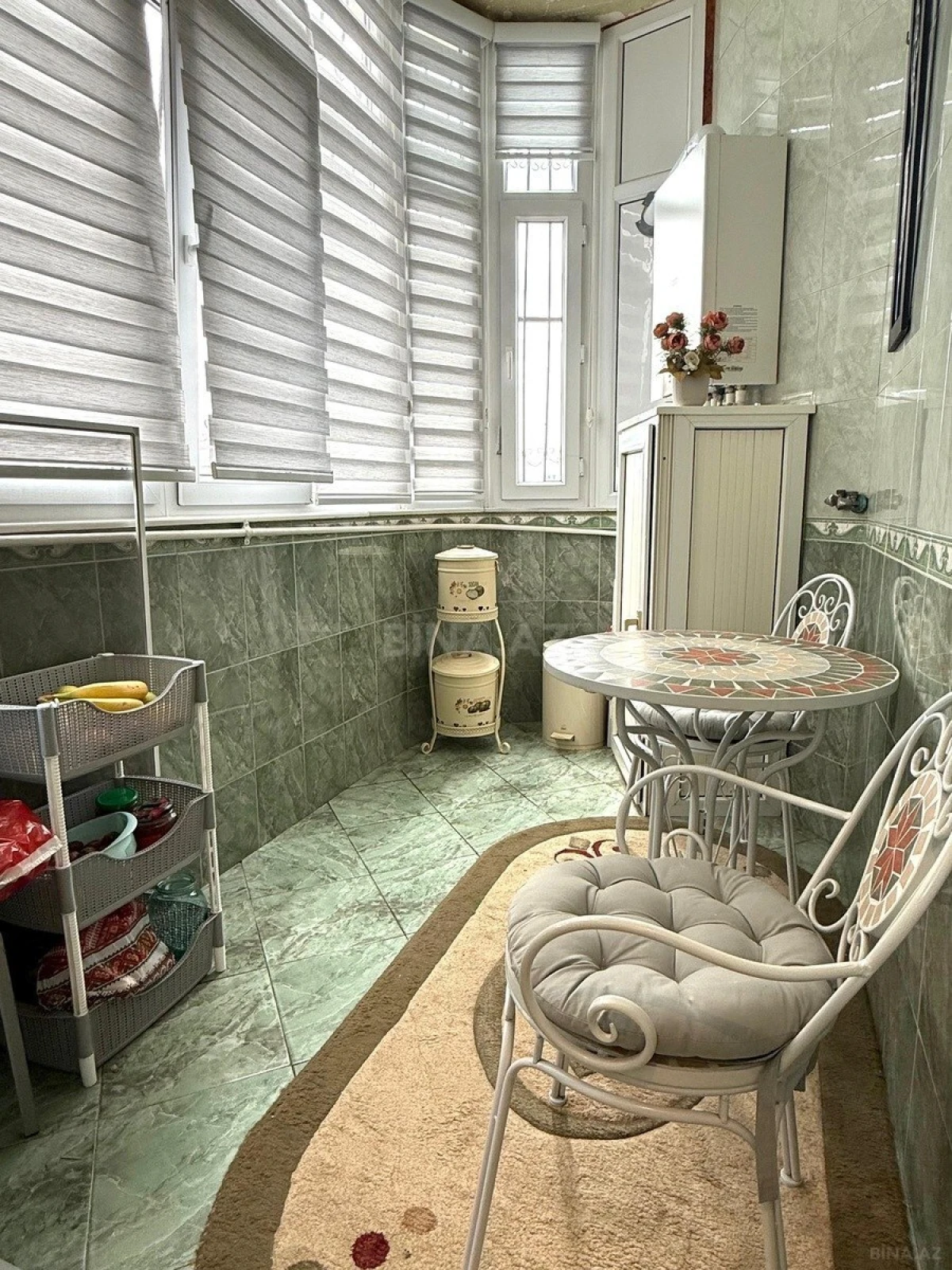 Satılır 3 otaqlı mənzil 154 m²