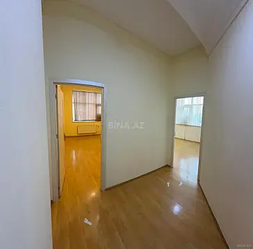 Kirayə verilir 6 otaqlı ofis 255 m²