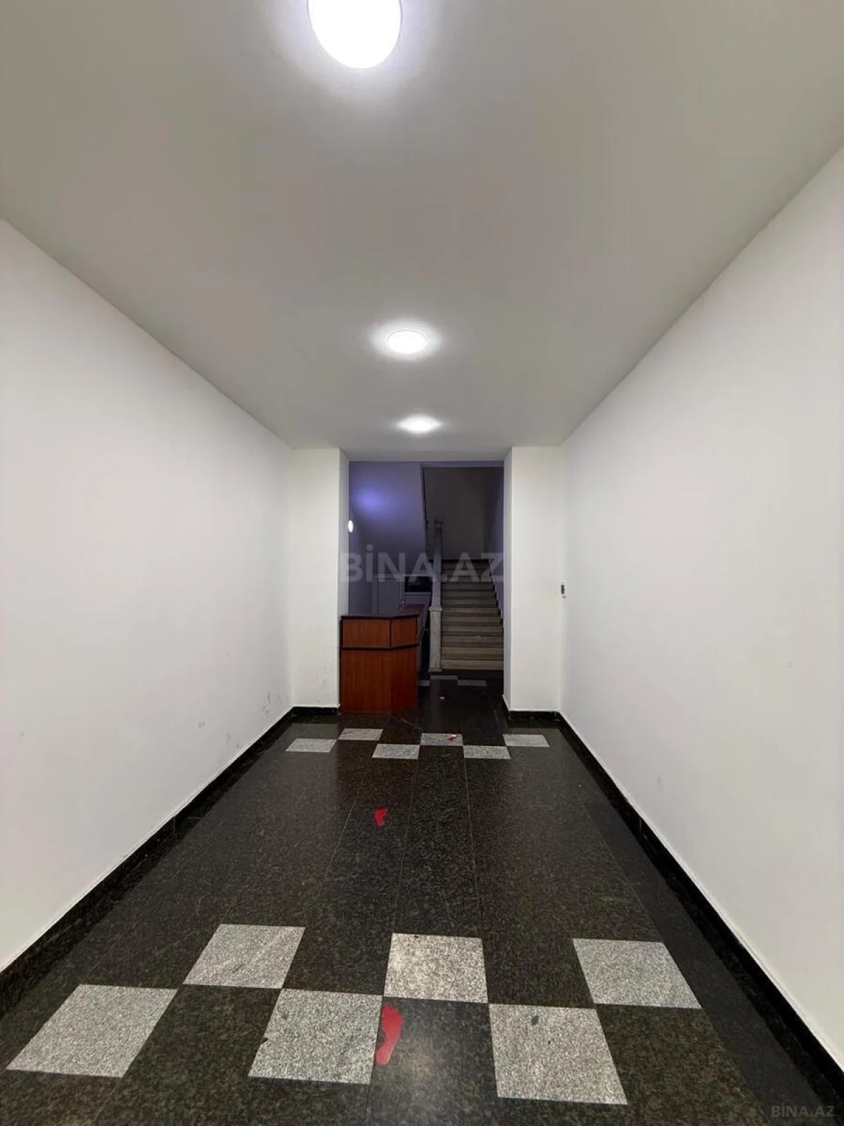 Kirayə verilir 6 otaqlı ofis 255 m²
