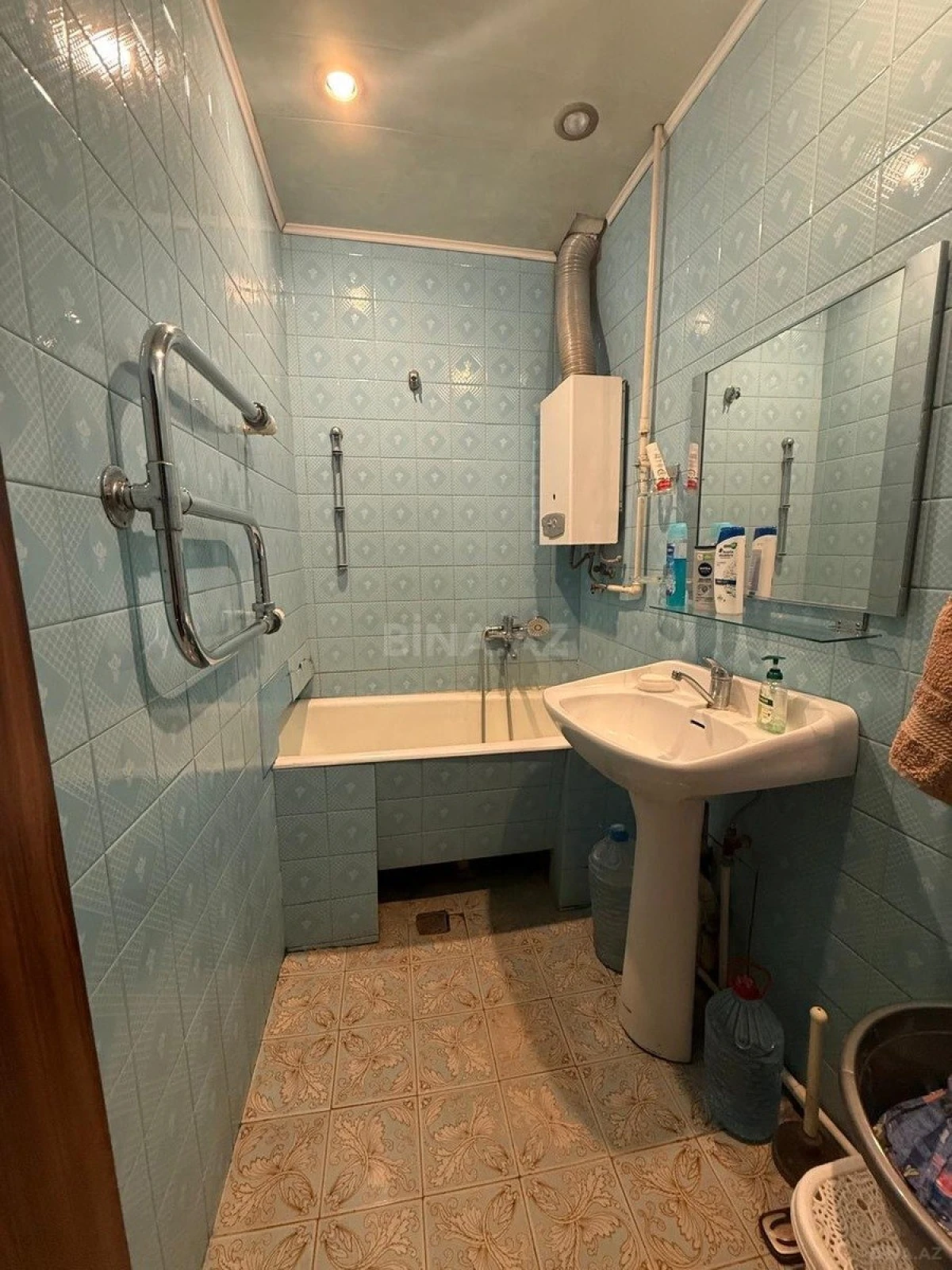 Satılır 2 otaqlı mənzil 65 m²