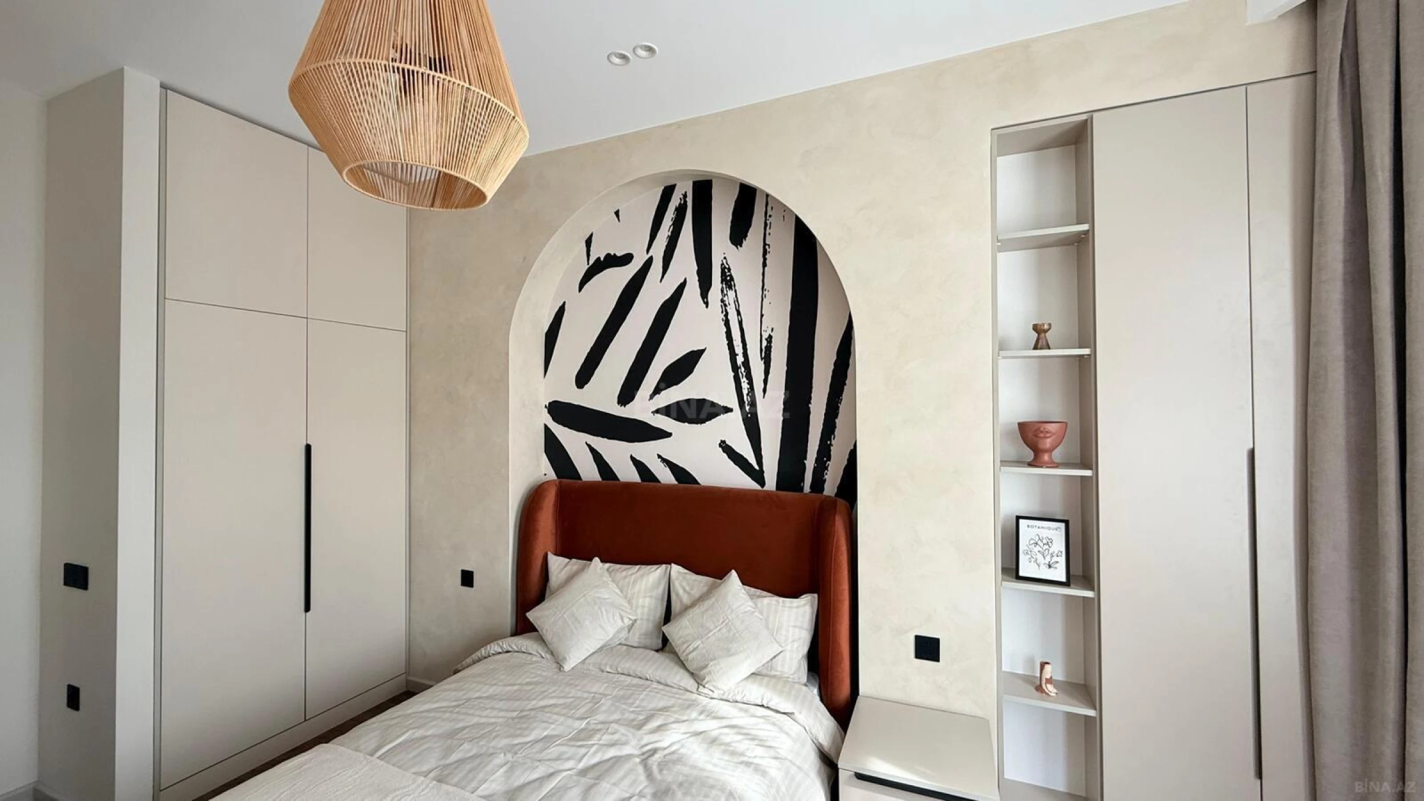 Satılır 2 otaqlı mənzil 61 m²