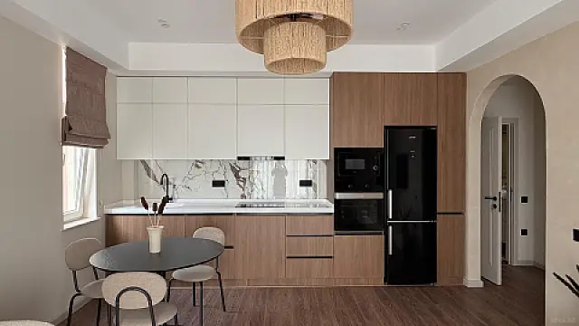 Satılır 2 otaqlı mənzil 61 m²