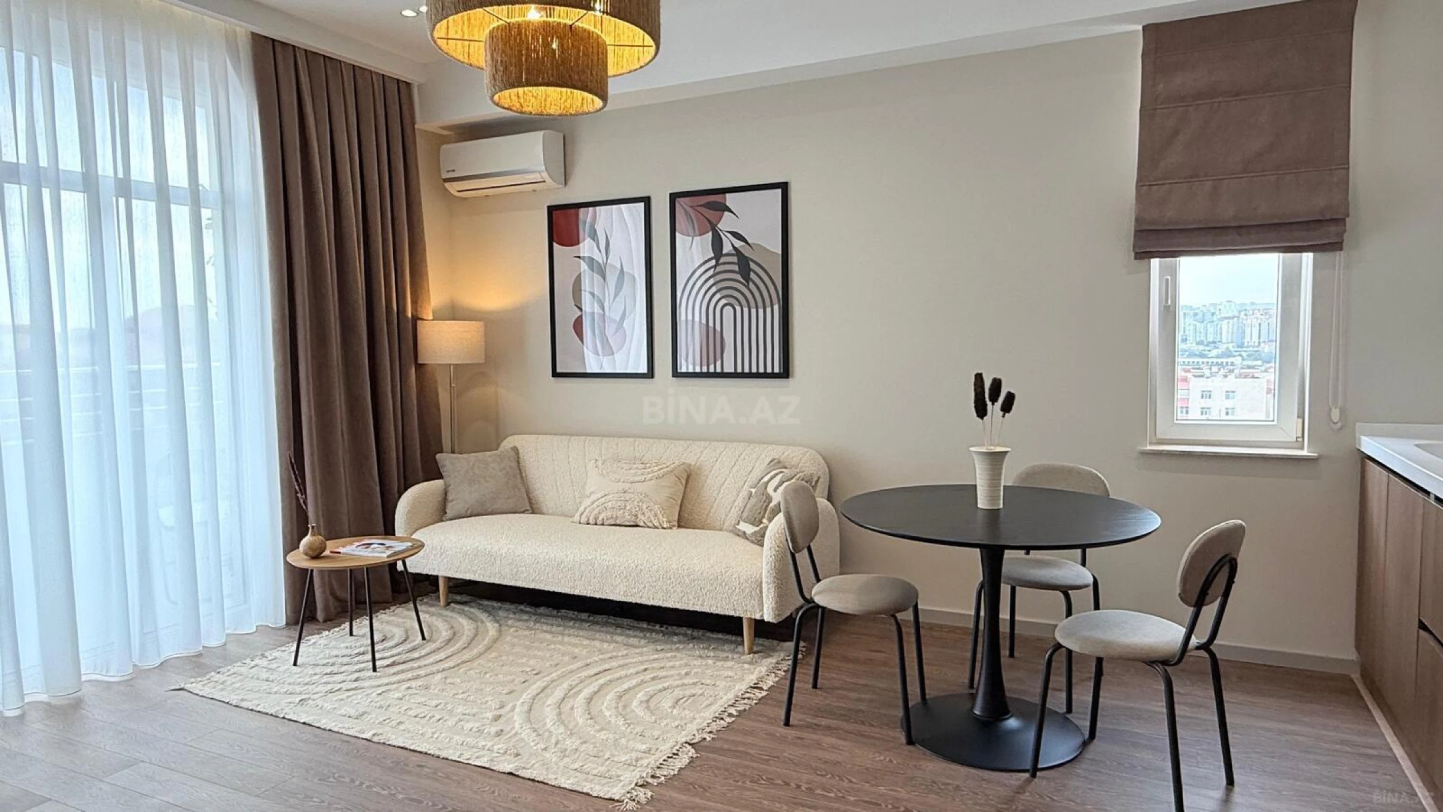 Satılır 2 otaqlı mənzil 61 m²