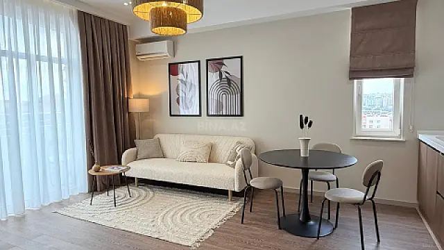 Satılır 2 otaqlı mənzil 61 m²