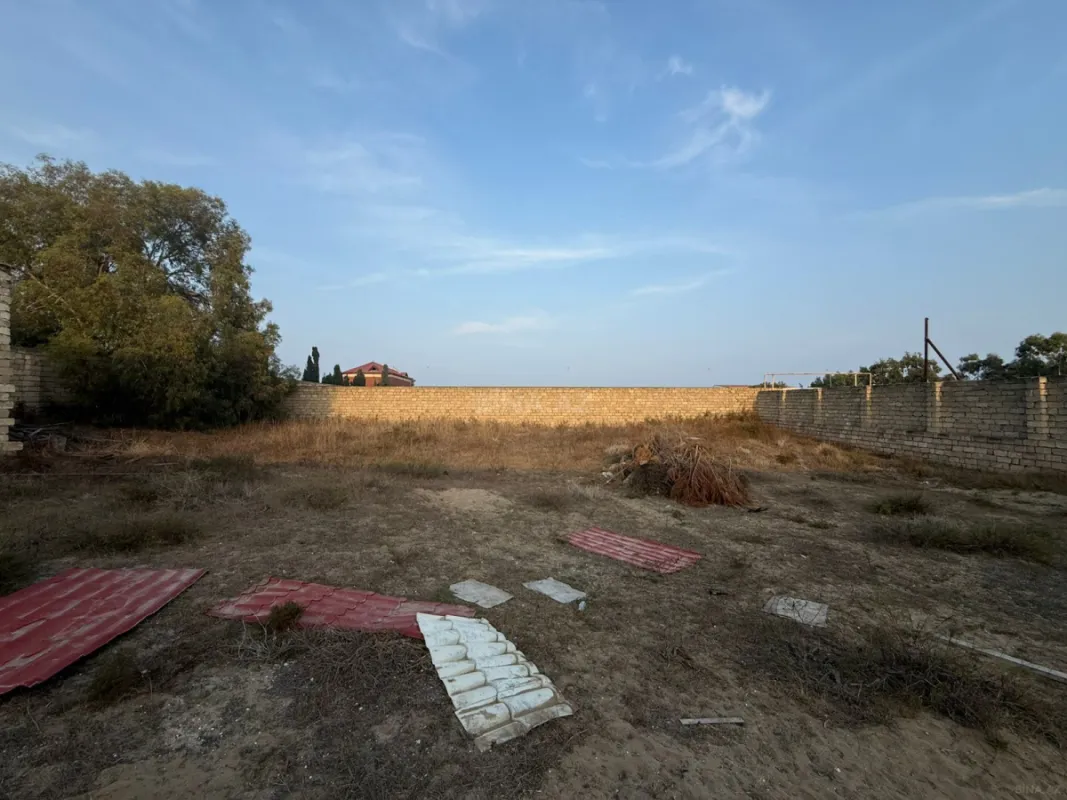 Satılır torpaq sahəsi 12 m²