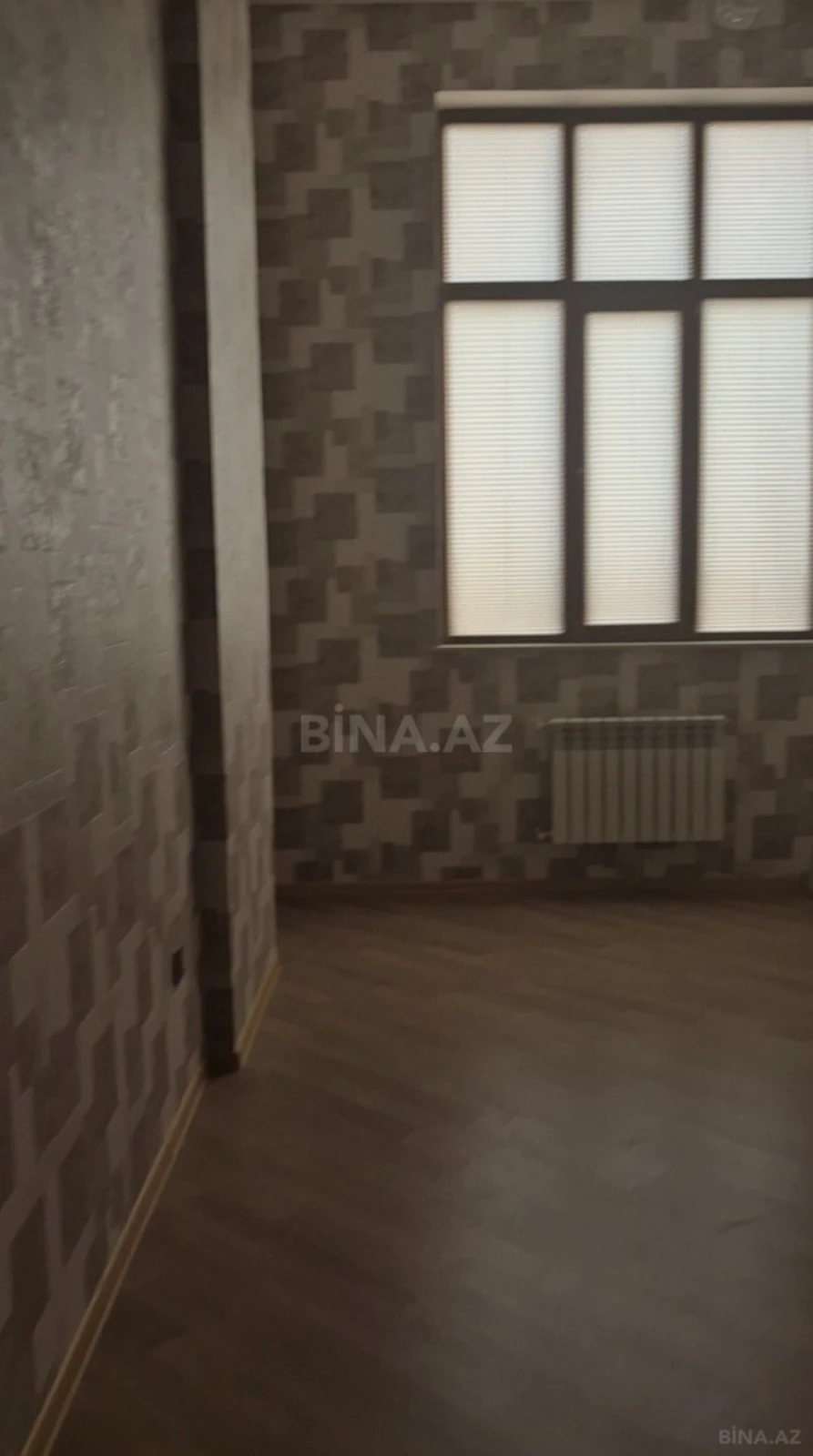 Satılır 2 otaqlı mənzil 83 m²