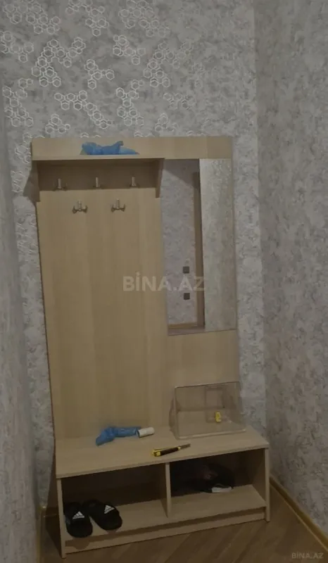 Satılır 2 otaqlı mənzil 83 m²