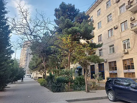 Satılır qaraj 20.4 m²