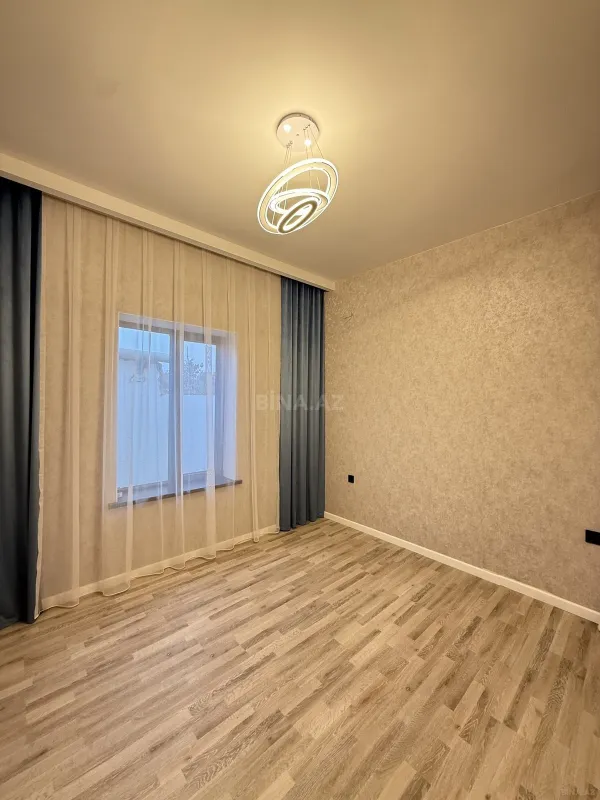 Satılır 4 otaqlı həyət evi 140 m²