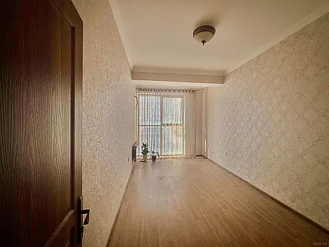 Satılır 3 otaqlı mənzil 110 m²