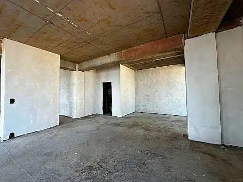 Satılır 1 otaqlı mənzil 45 m²