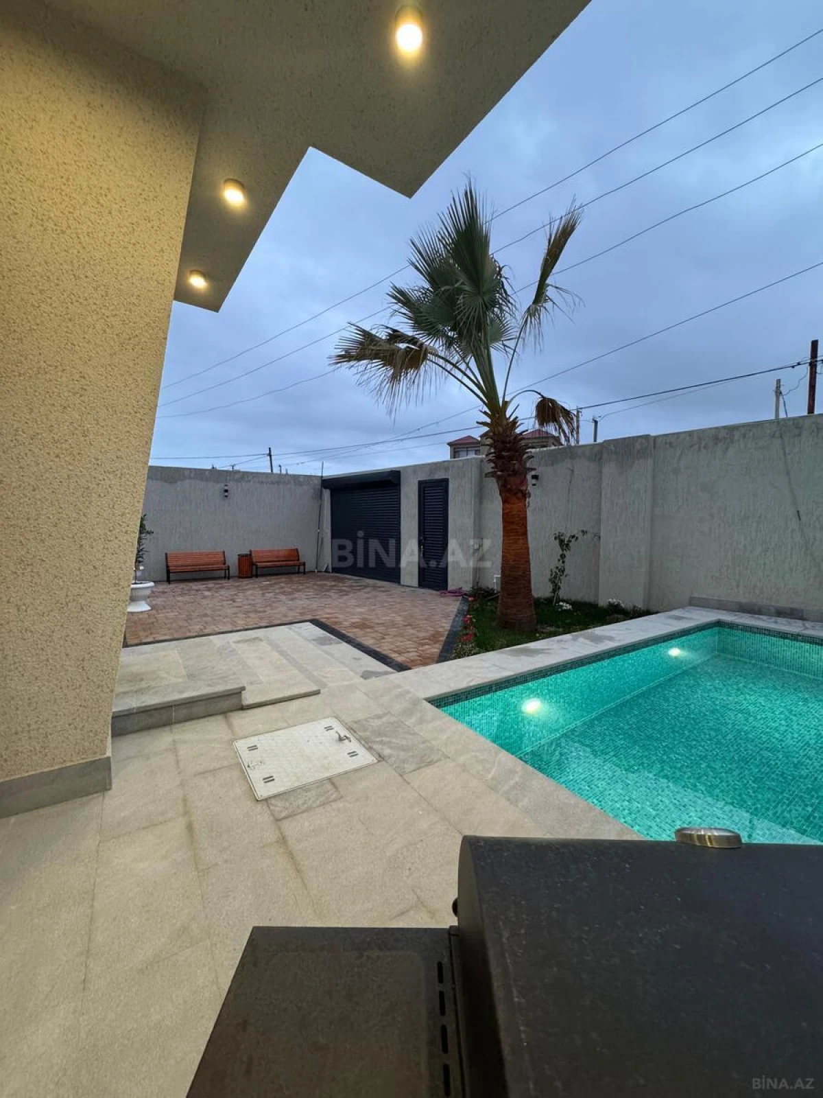 Satılır 3 otaqlı həyət evi 160 m²