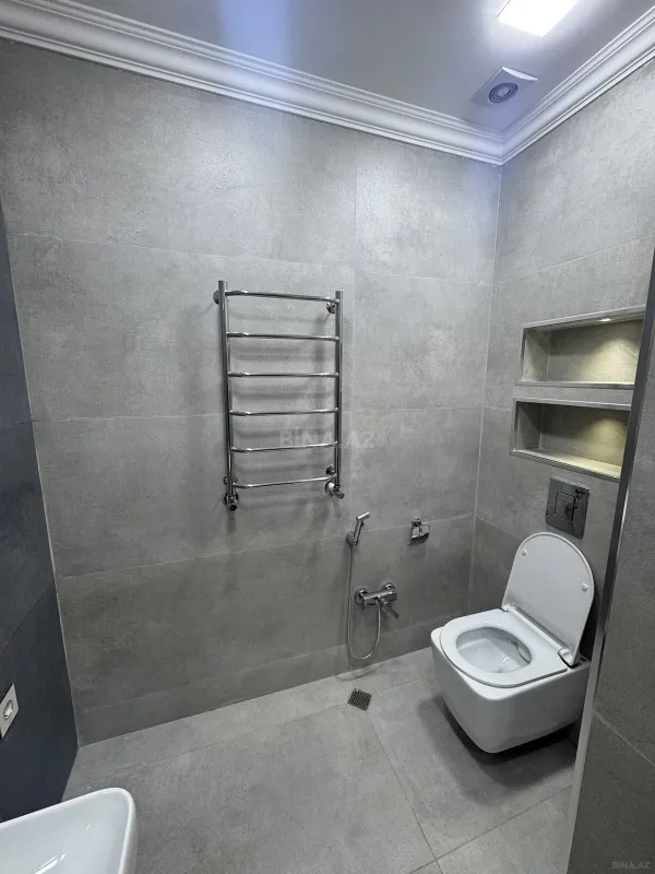 Satılır 2 otaqlı mənzil 64 m²