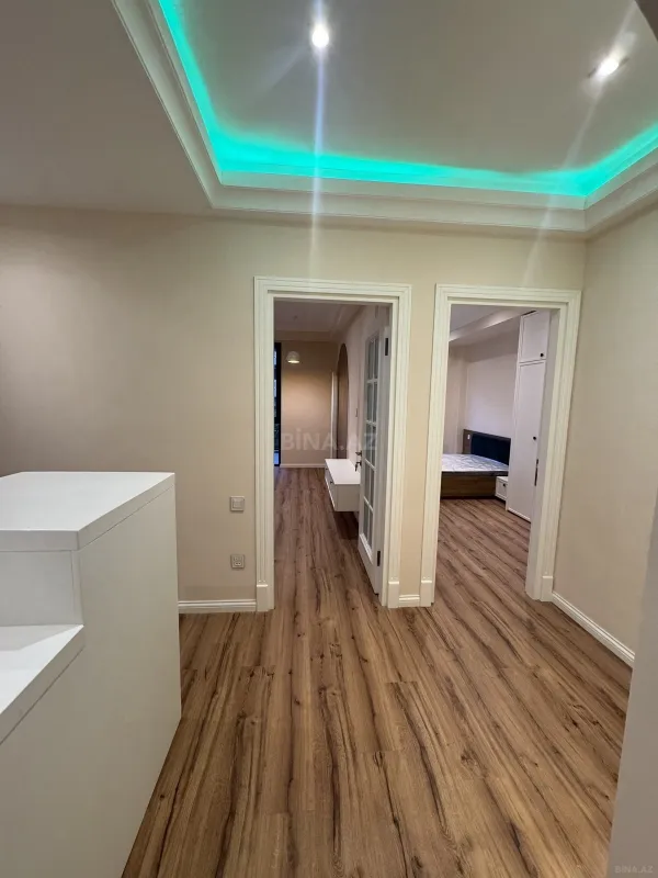 Satılır 2 otaqlı mənzil 64 m²