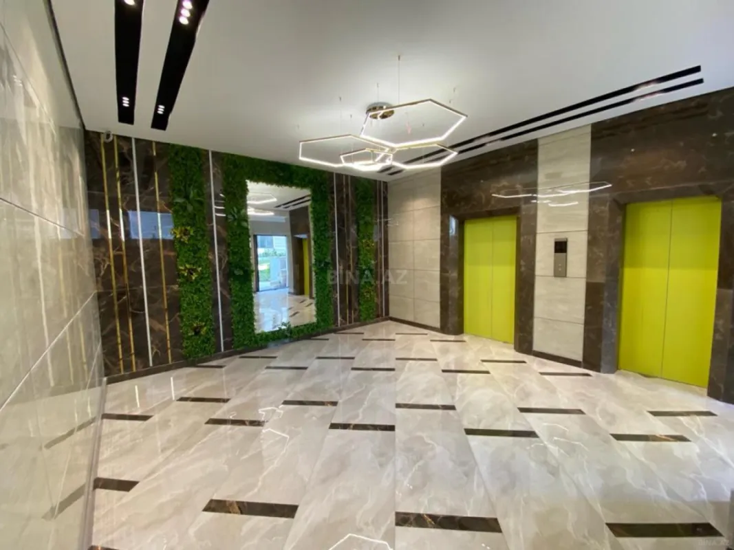 Satılır 3 otaqlı mənzil 156 m²