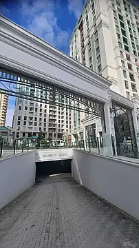 Satılır 3 otaqlı mənzil 156 m²