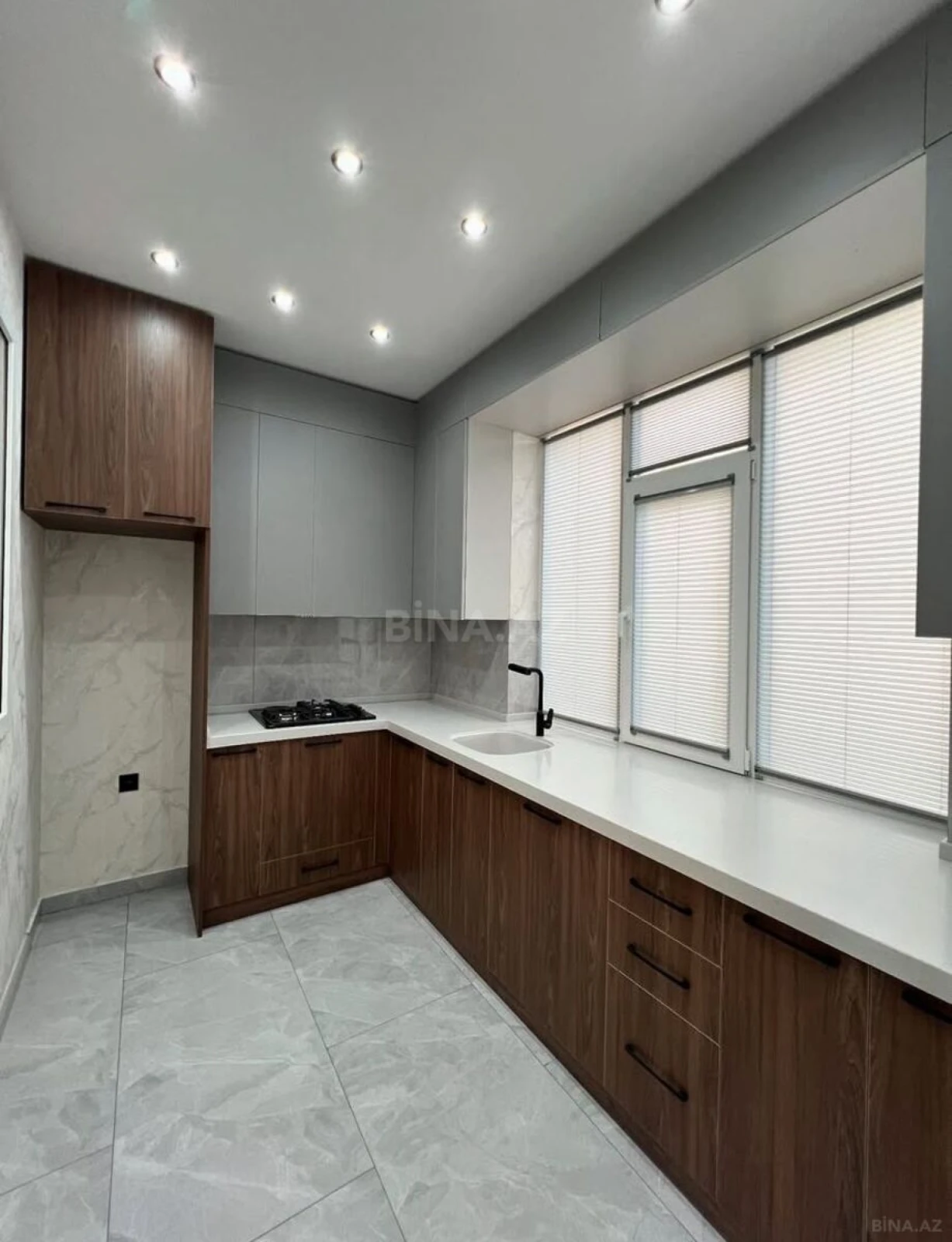 Satılır 2 otaqlı mənzil 55 m²