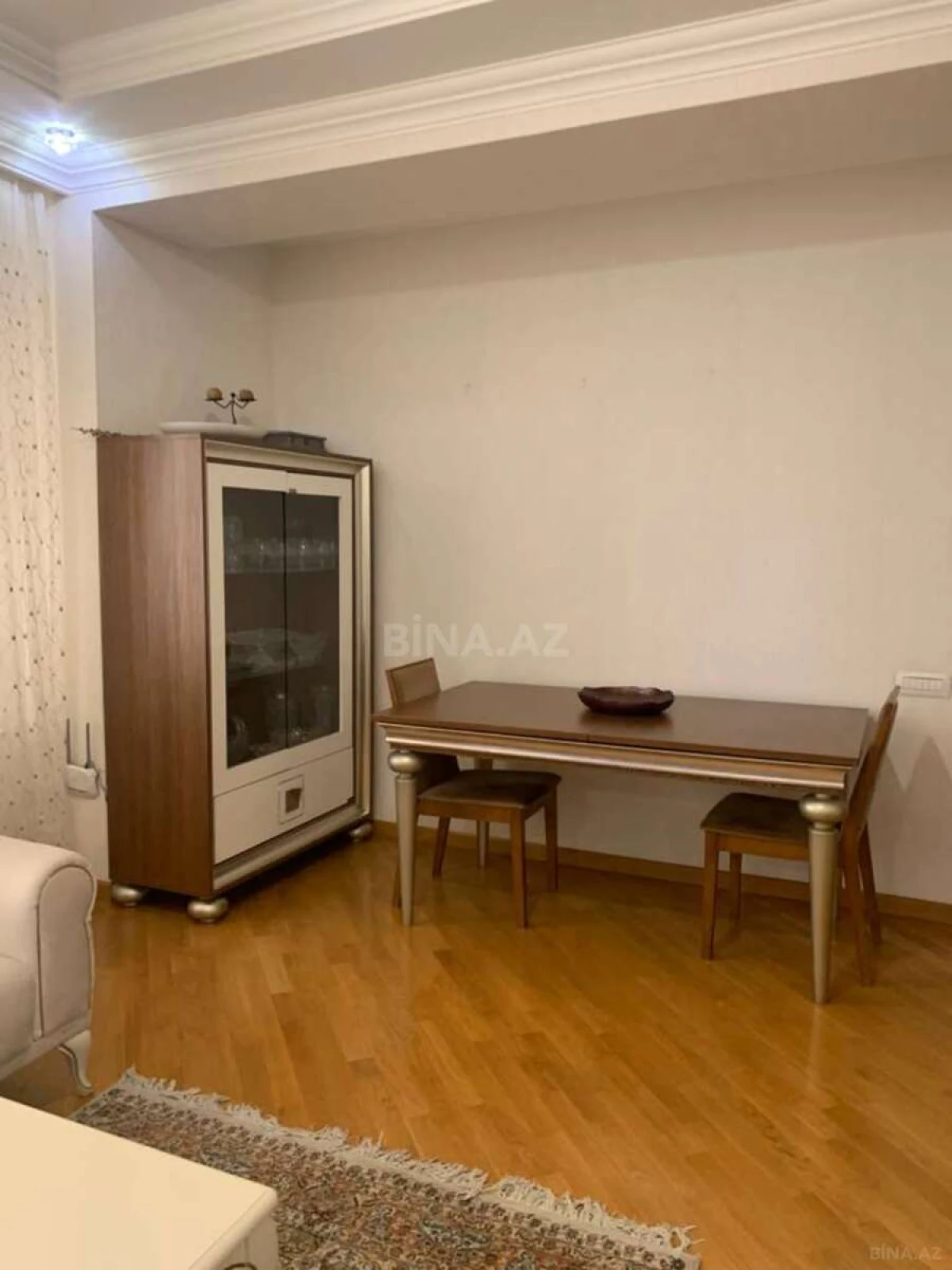 Satılır 3 otaqlı mənzil 113 m²