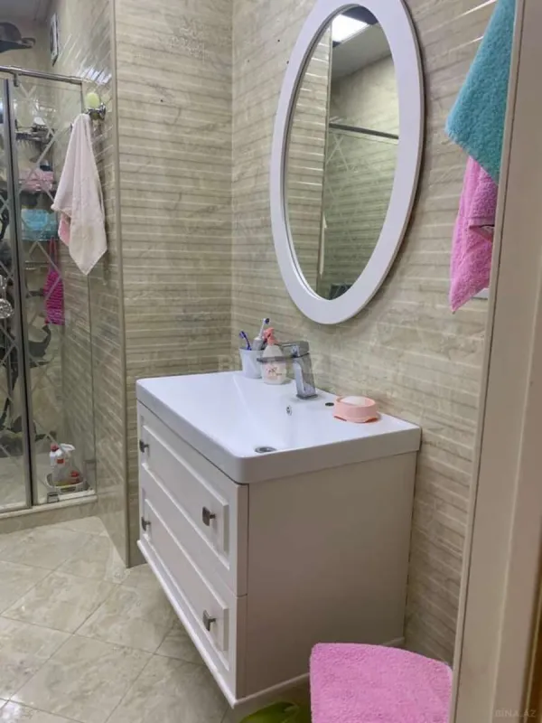 Satılır 3 otaqlı mənzil 113 m²