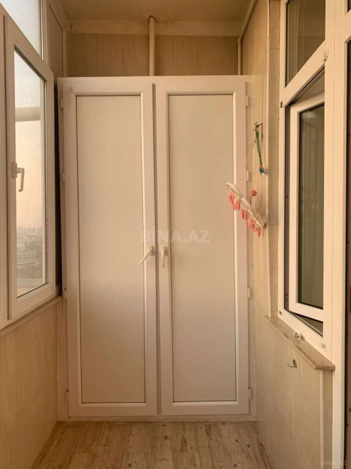 Satılır 3 otaqlı mənzil 113 m²