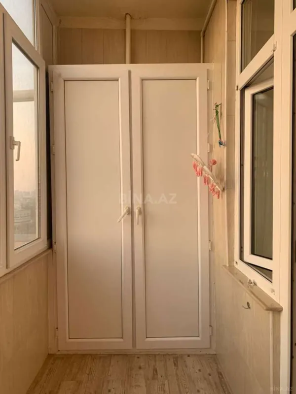 Satılır 3 otaqlı mənzil 113 m²