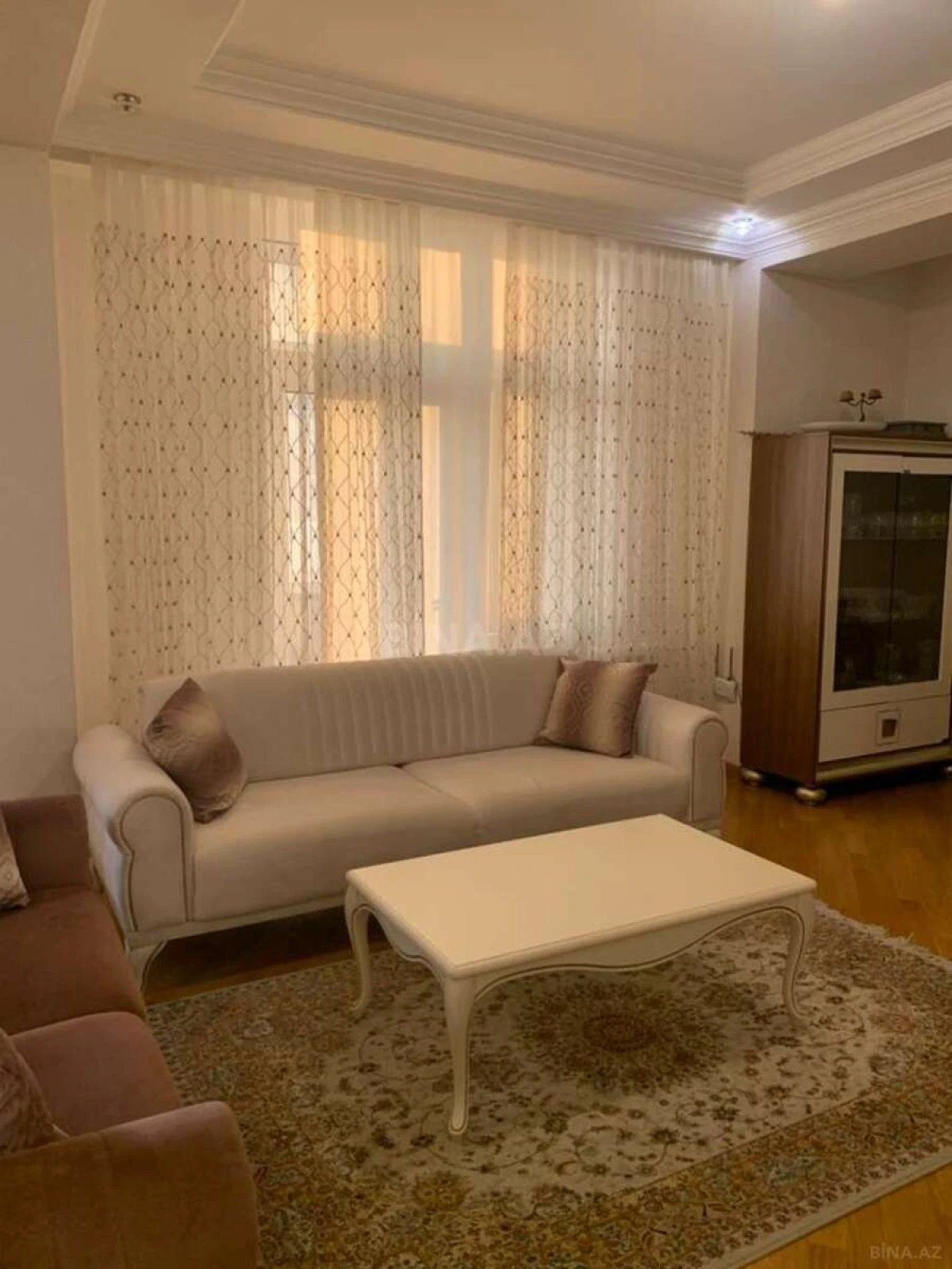 Satılır 3 otaqlı mənzil 113 m²