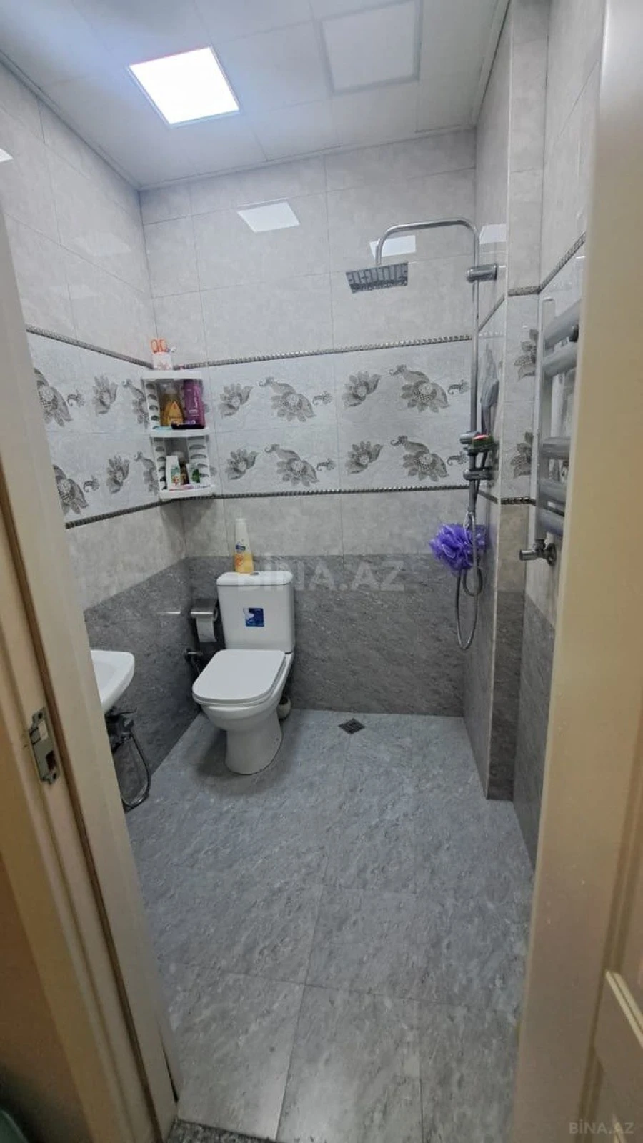 Satılır 4 otaqlı mənzil 125 m²