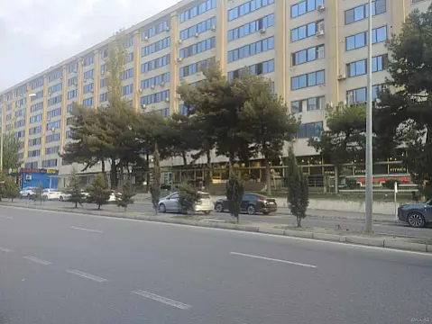 Satılır 3 otaqlı mənzil 85 m² — Bakı, Bakıxanov 3 otaq 85.00 m²