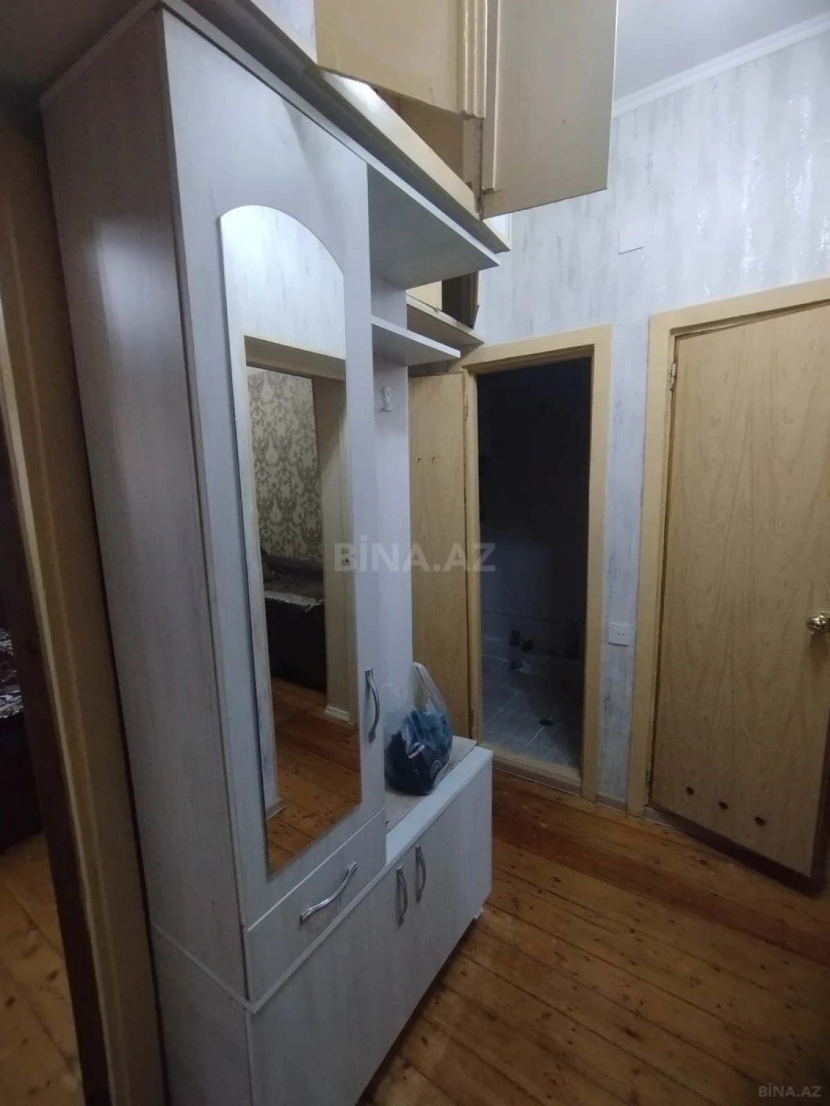 Kirayə verilir 2 otaqlı mənzil 65 m²