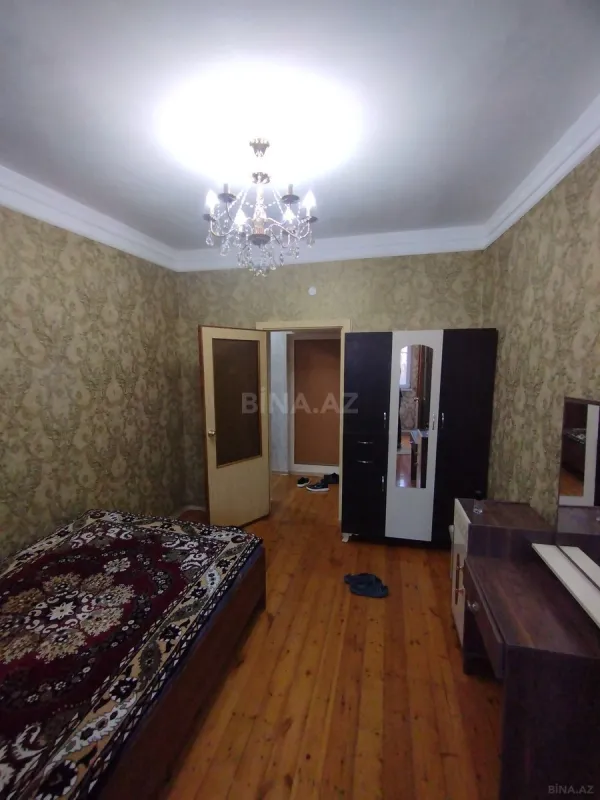 Kirayə verilir 2 otaqlı mənzil 65 m²