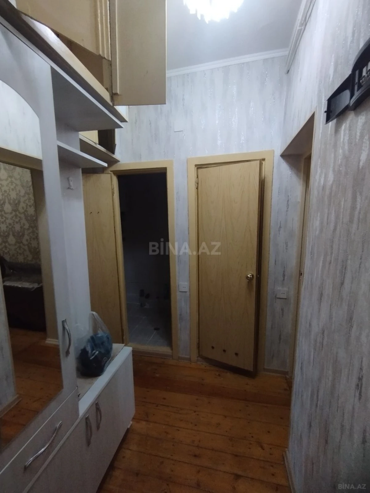 Kirayə verilir 2 otaqlı mənzil 65 m²