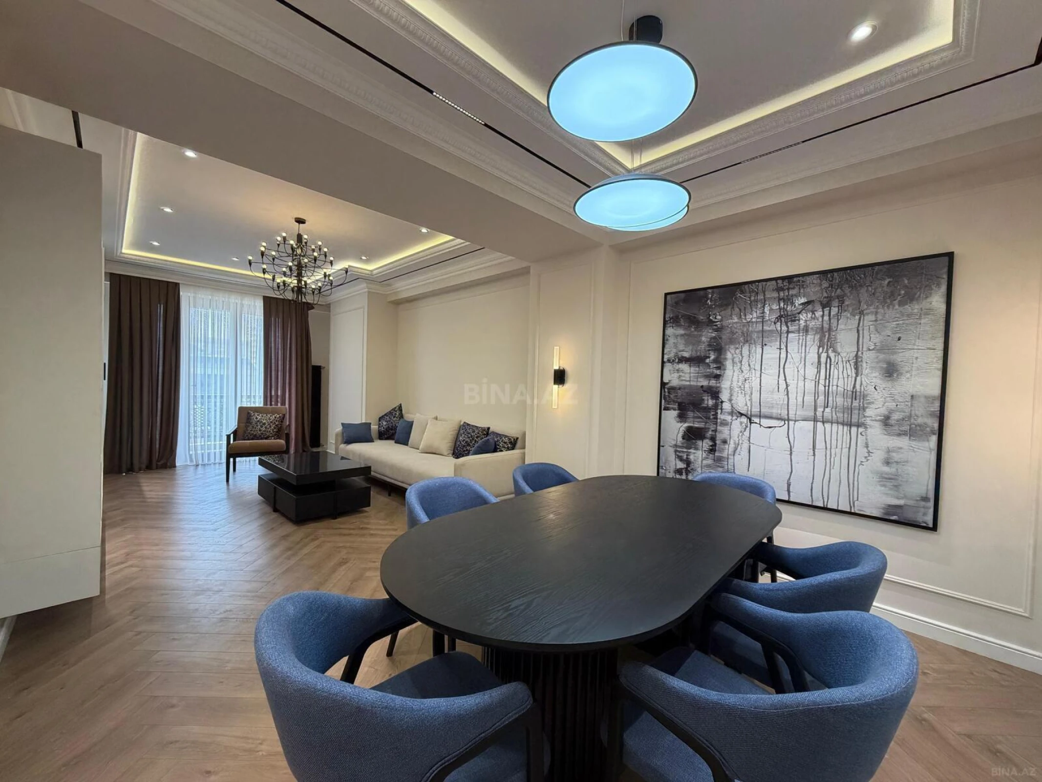 Satılır 4 otaqlı mənzil 167 m²