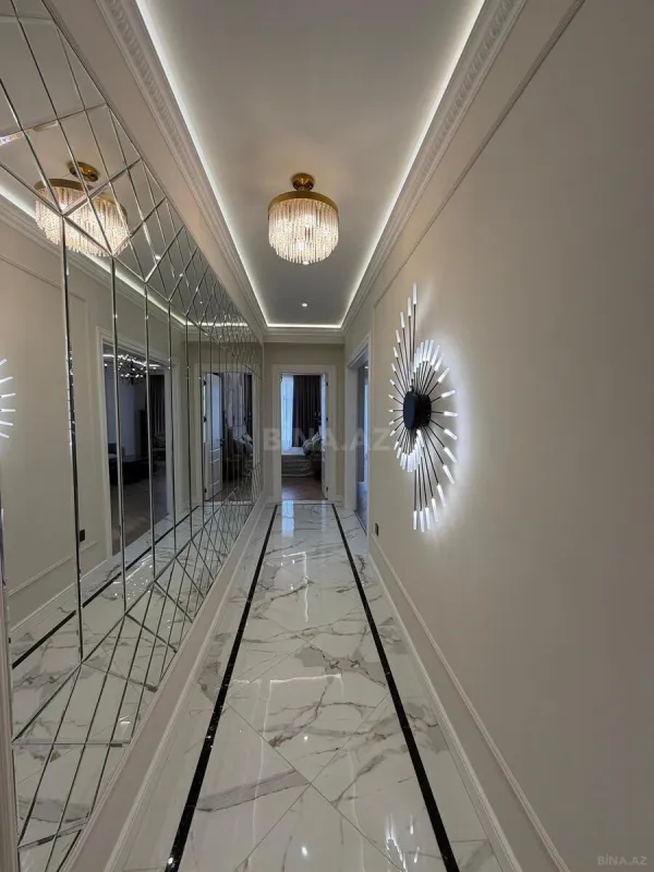 Satılır 4 otaqlı mənzil 167 m²