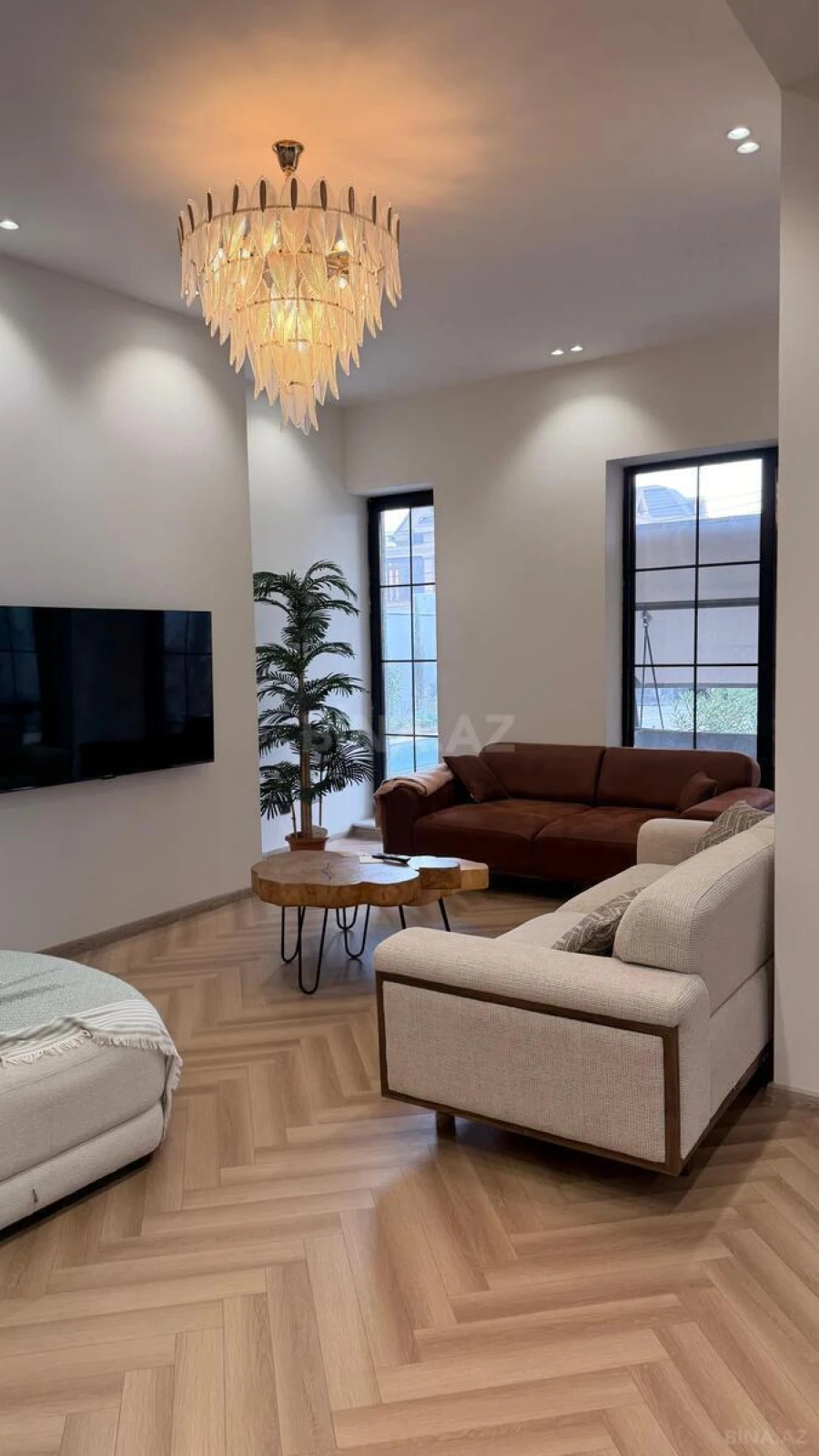 Satılır 4 otaqlı həyət evi 200 m²