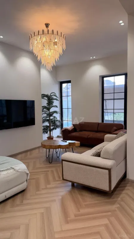 Satılır 4 otaqlı həyət evi 200 m²