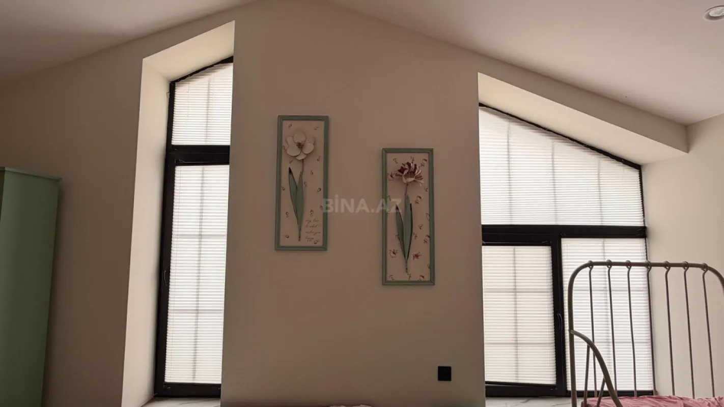 Satılır 4 otaqlı həyət evi 200 m²