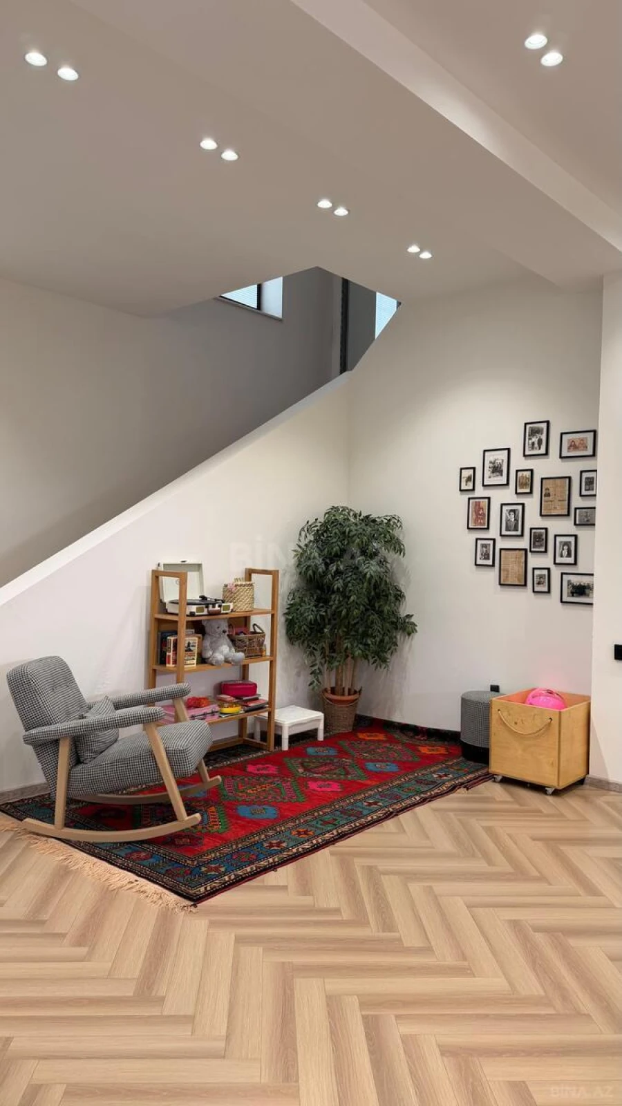 Satılır 4 otaqlı həyət evi 200 m²