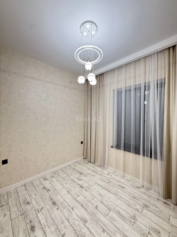 Satılır 4 otaqlı həyət evi 135 m²