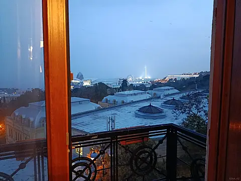 Satılır 3 otaqlı mənzil 115 m²