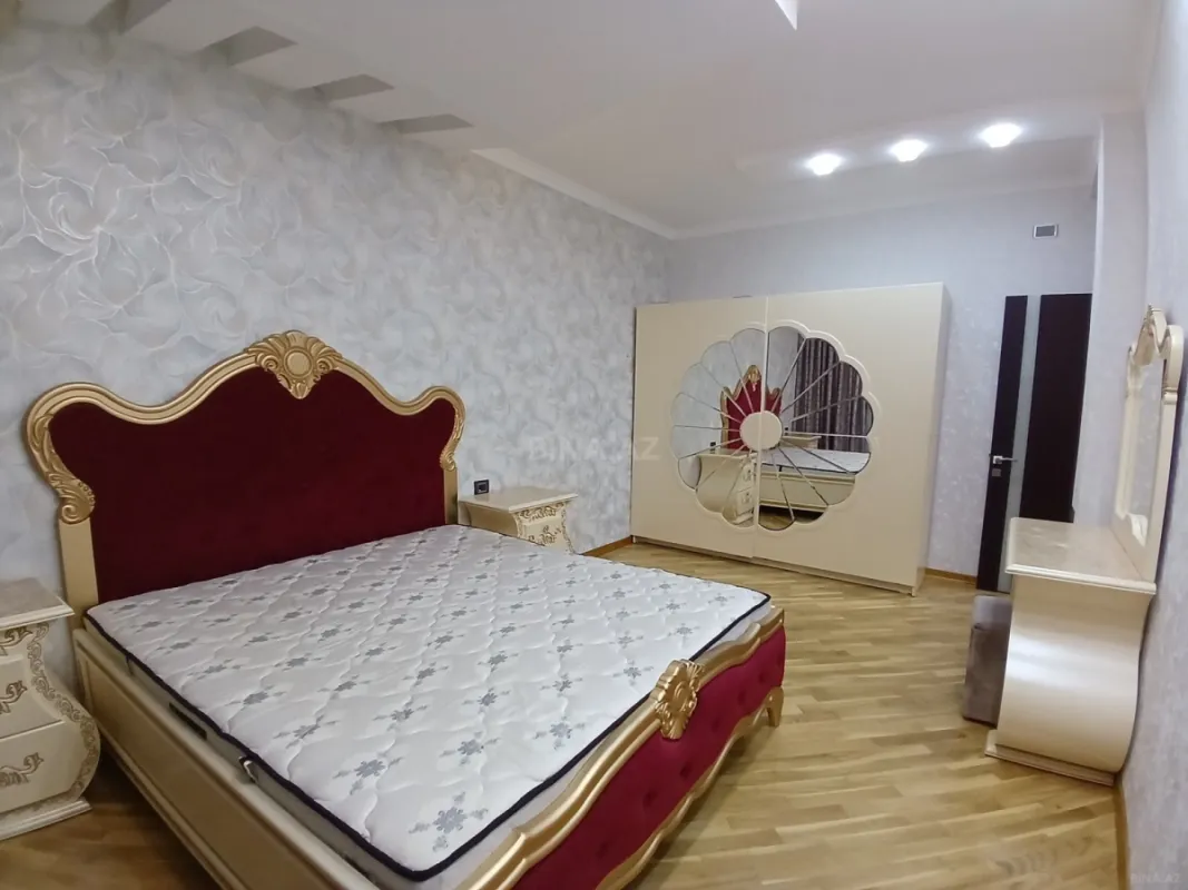 Satılır 3 otaqlı mənzil 115 m²