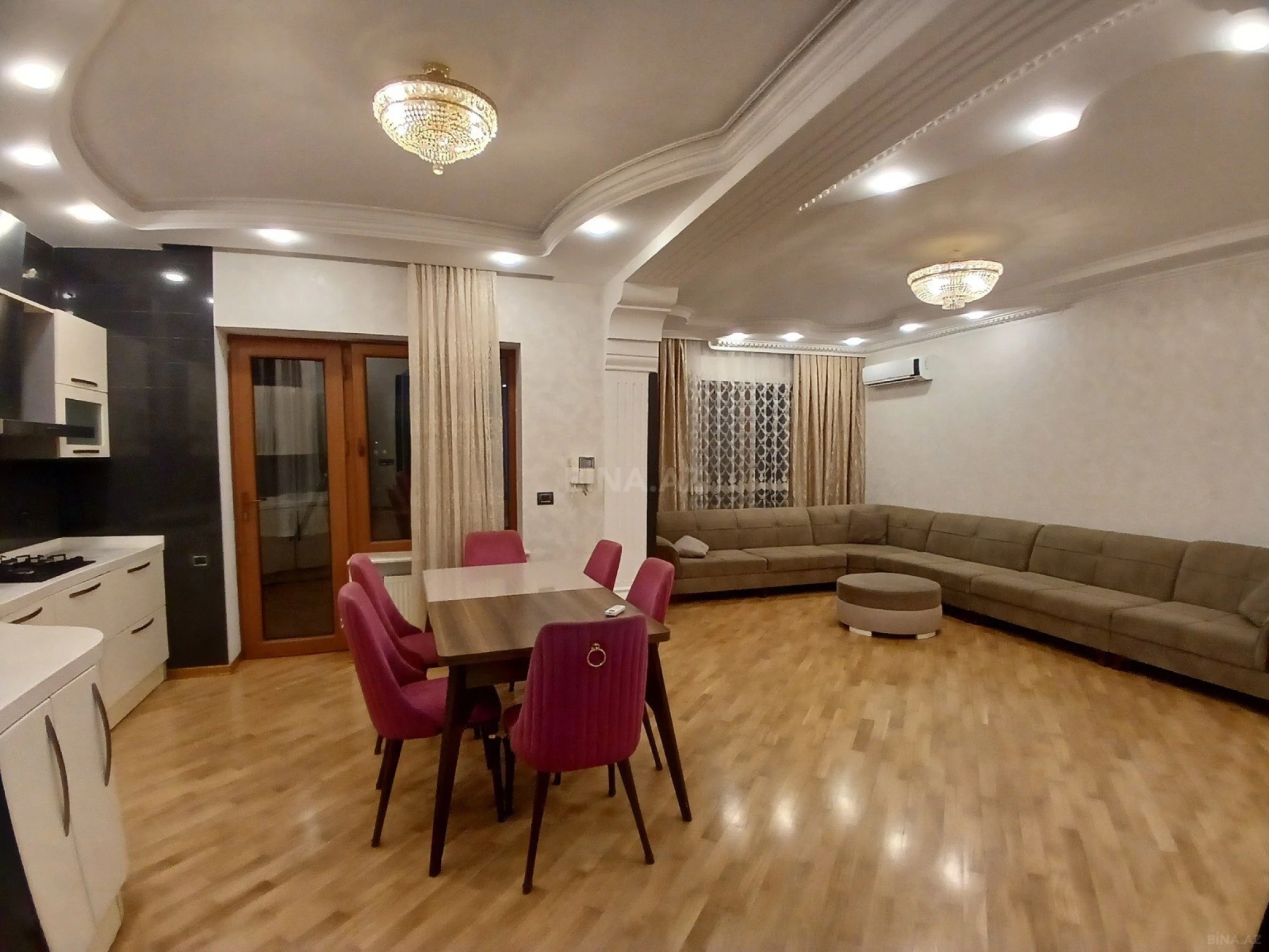 Satılır 3 otaqlı mənzil 115 m²