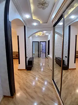 Satılır 3 otaqlı mənzil 115 m²