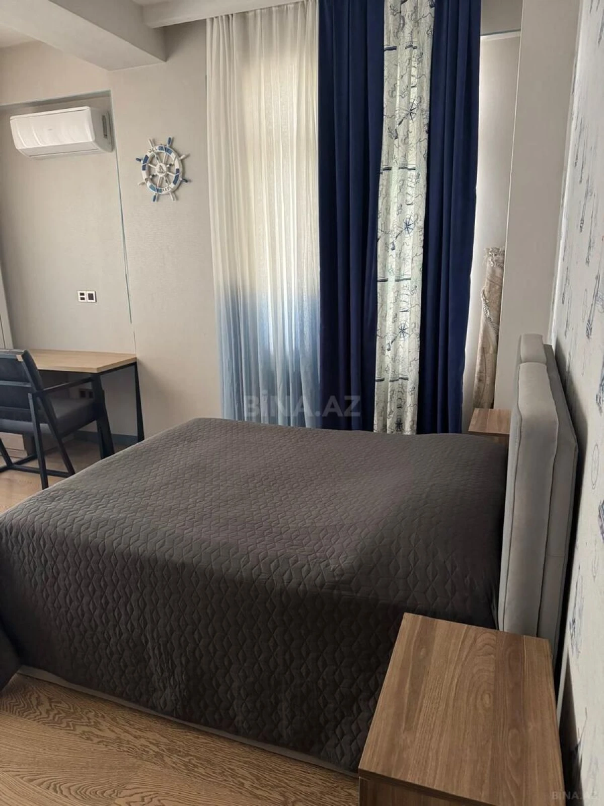 Satılır 3 otaqlı mənzil 135 m²