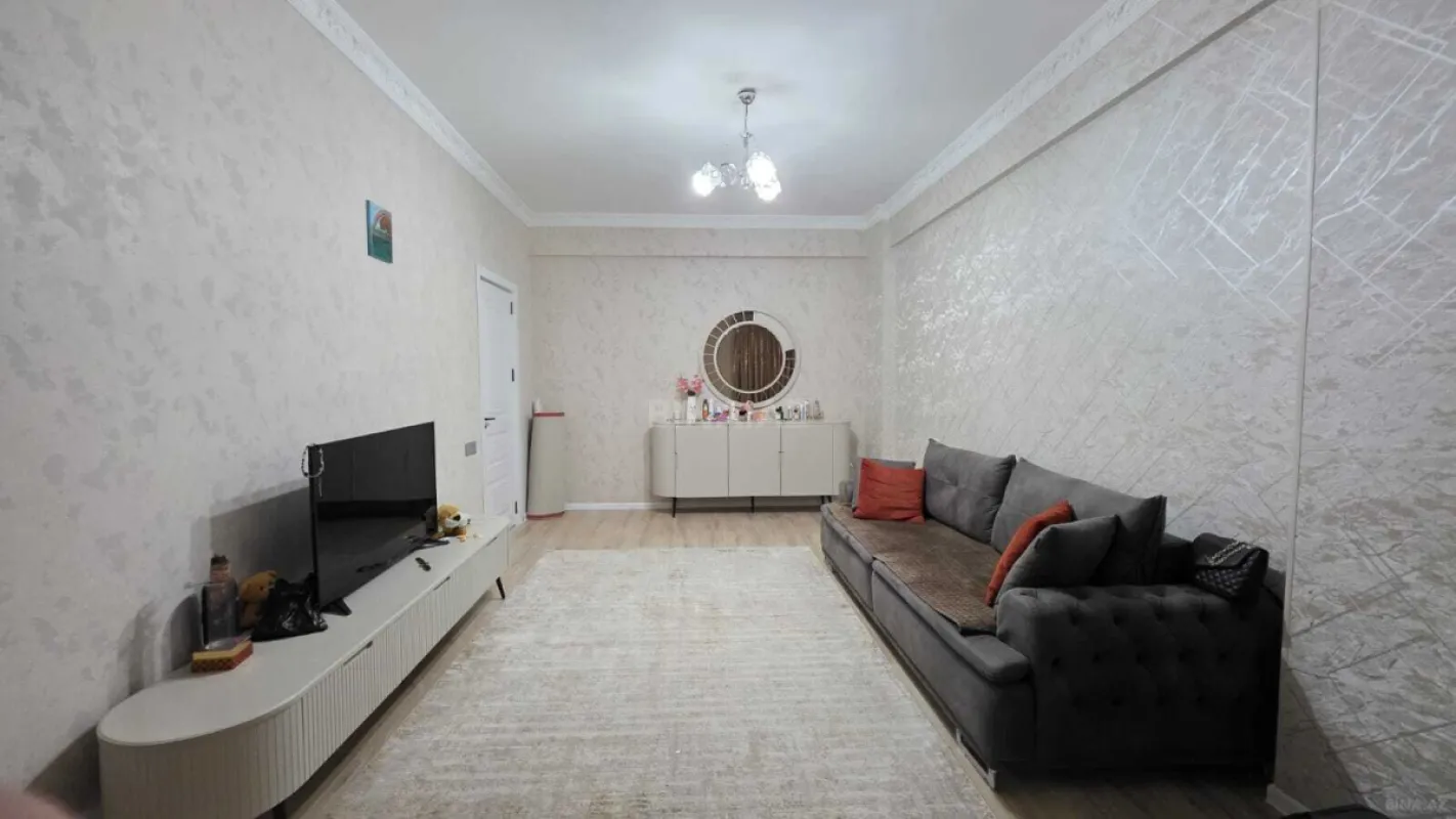 Satılır 2 otaqlı mənzil 65 m²