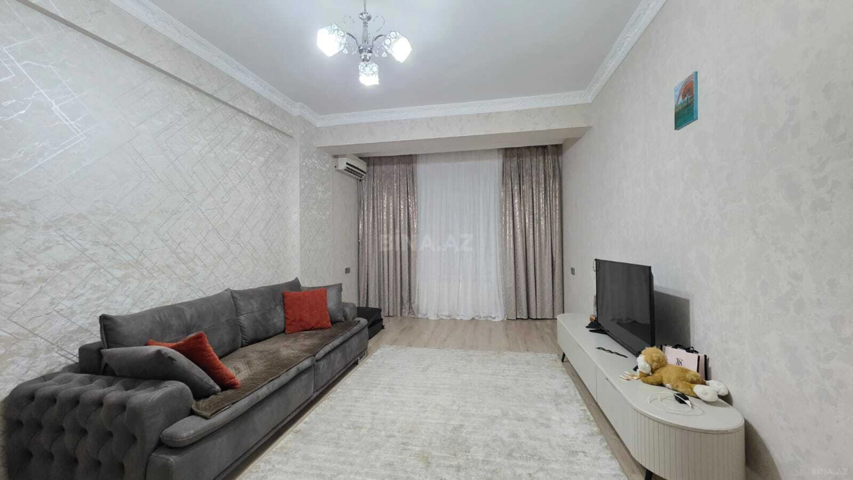 Satılır 2 otaqlı mənzil 65 m²