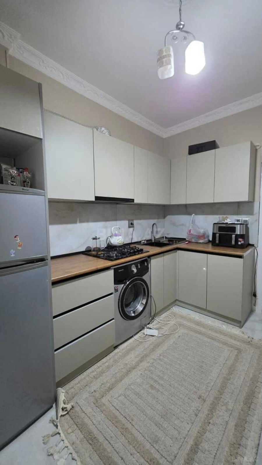 Satılır 2 otaqlı mənzil 65 m²